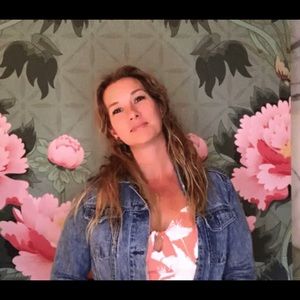 Meet your Posher, Eden